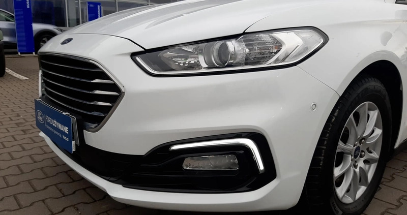 Ford Mondeo cena 92900 przebieg: 49853, rok produkcji 2021 z Dębica małe 781